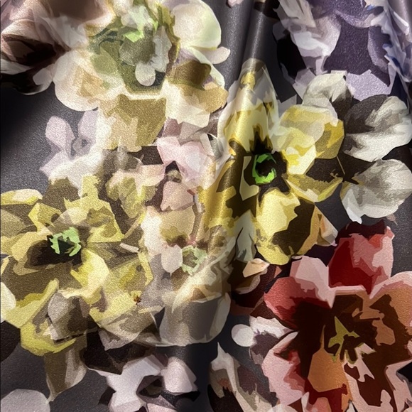 Stunning Floral Dress Grey Satin Cap Sleeve sz 12 like new - Picture 7 of 16